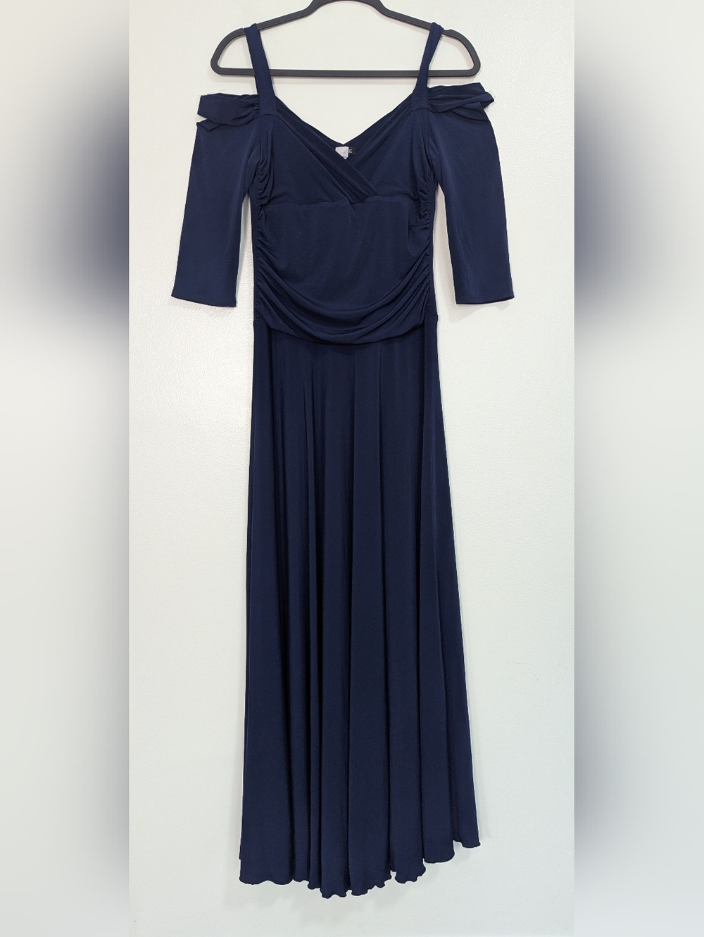 Evanese Navy Blue Cold Shoulder Full Length Special Occasion Maxi‎ Dress Medium